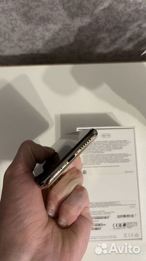 iPhone Xs, 64 ГБ