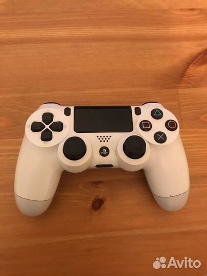 Джостик Sony PS4 в идеальном состоянии