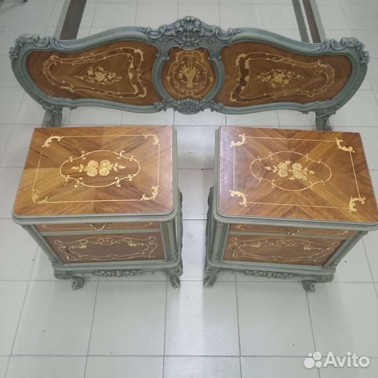 Тумбочки из массива с маркетри. Авторский декор