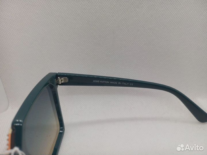 Очки новые LV