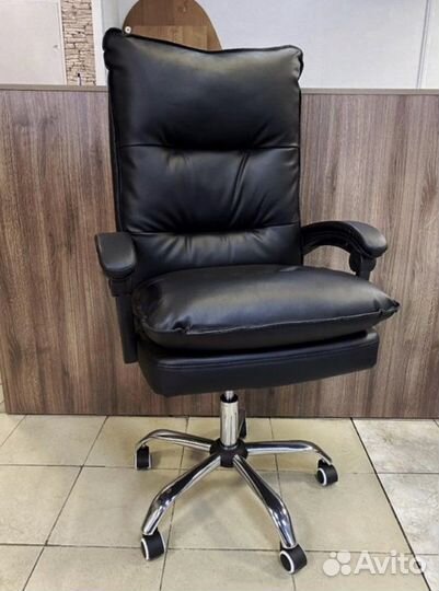 Компьютерное кресло / Офисное кресло