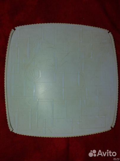 Футляр для магнитной ленты катушечного магнитофона