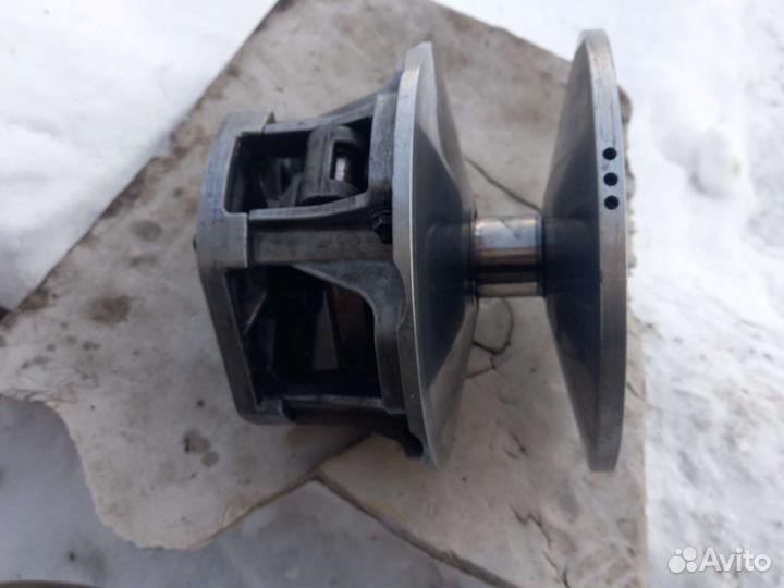 Продам ведущий вариатор снегохода arctik CAT