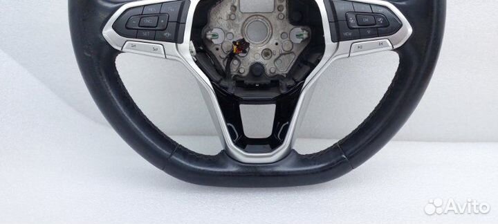 Б/У Руль Состояние хорошее, оригинал. Потёртости