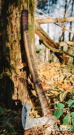 Кованый топор исторический скандинавский