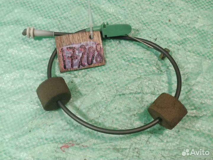 Тросик двери передний Ford Mondeo 3 седан 2.0I