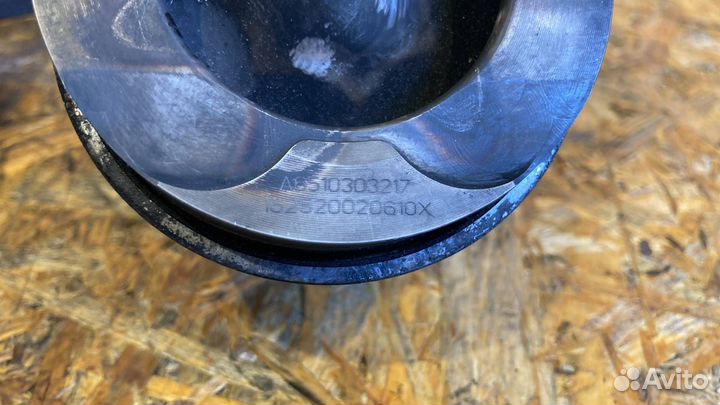 Поршень Mercedes-Benz Sprinter 2 рест. (W906) 2016