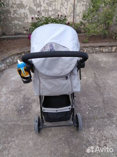 Детская прогулочная легкая коляска бу