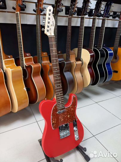 Электрогитара Новая