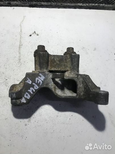 Кронштейн кпп Opel Meriva A