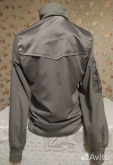 Куртка adidas женская