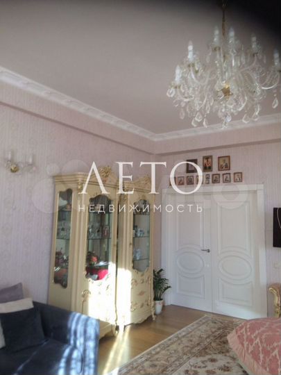 2-к. квартира, 84 м², 4/7 эт.