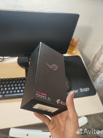 ASUS ROG Phone 5s, 12/128 ГБ