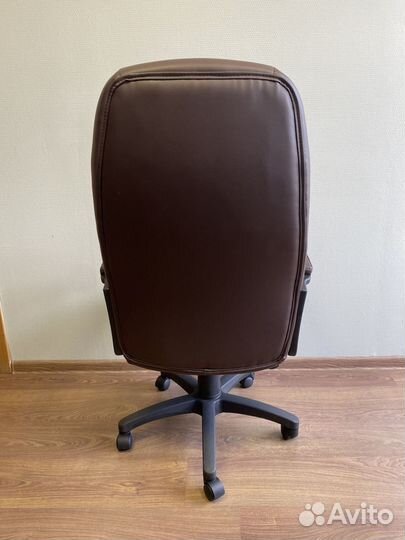 Компьютерное кресло новое