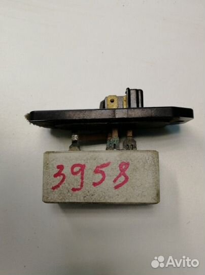 Резистор регулятор реостат печки Mitsubishi Galant