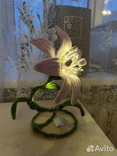 Букеты из пушистой проволоки в наличии и на заказ