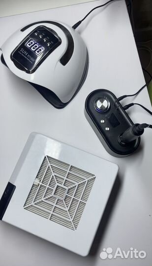 Лампа, аппарат, пылесос для маникюра