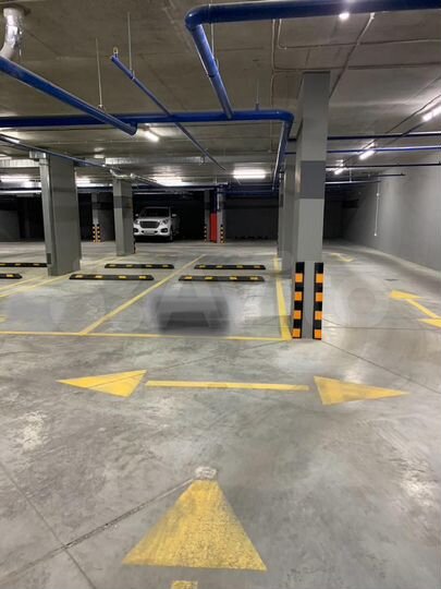 Машиноместо, 13 м²