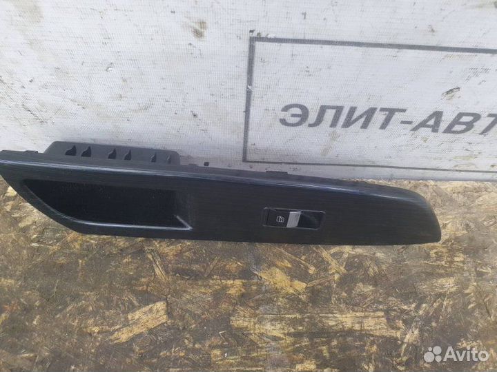 Кнопка стеклоподьемника передняя правая Lifan