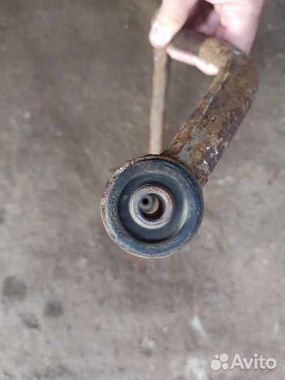 Рычаг передний верхний левый для Kia Sorento 2002