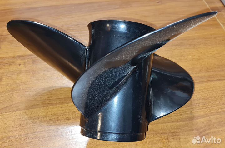 Винт Suzuki DF150-DF300 (3x16x21-1/2)