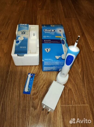 Новая Зубная щетка Oral B(электрическая)