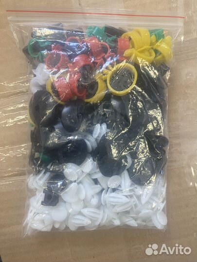 Набор пластмассовых изделий Ваз