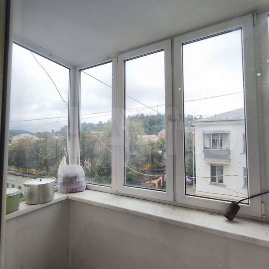 2-к. квартира, 54 м², 3/3 эт.