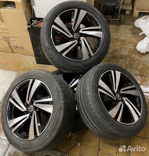 Колеса vw Touareg III Nevada r20 original+Pirelli