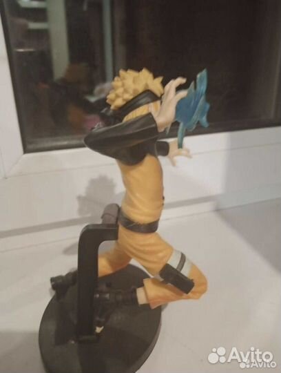 Фигурка персонажа аниме 