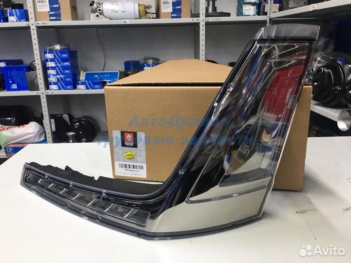 Поворотник Рено левый оригинал 7482622233