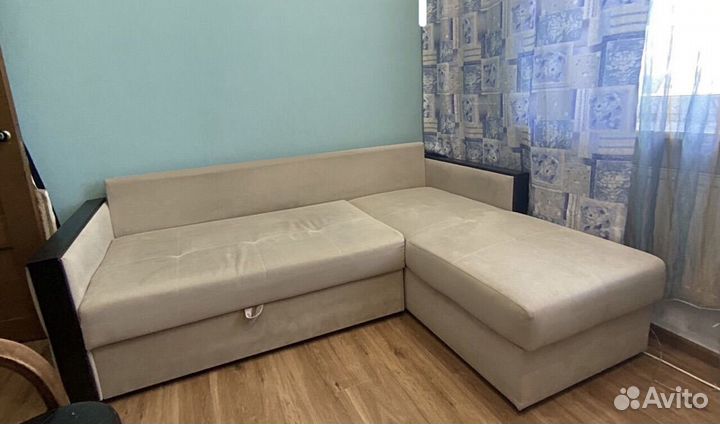 Продам угловой диван бу