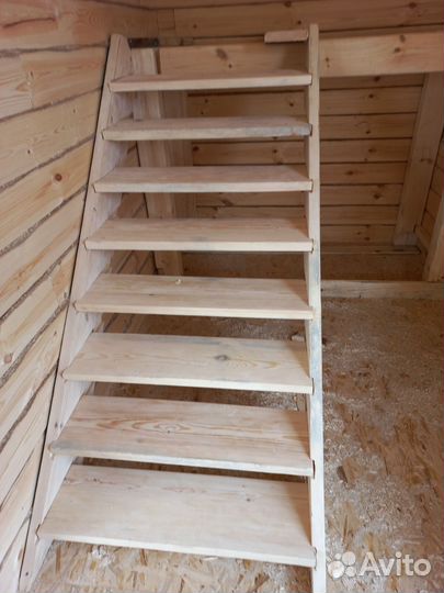 Изготавливаем лестницы