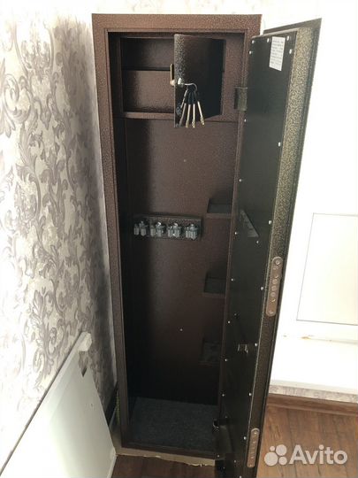 Оружейный сейф