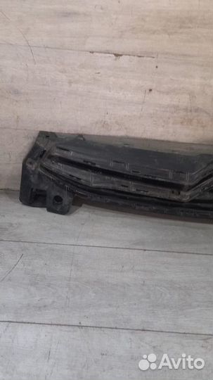 Решетка радиатора Citroen C-Elysee С 2012 По 2016