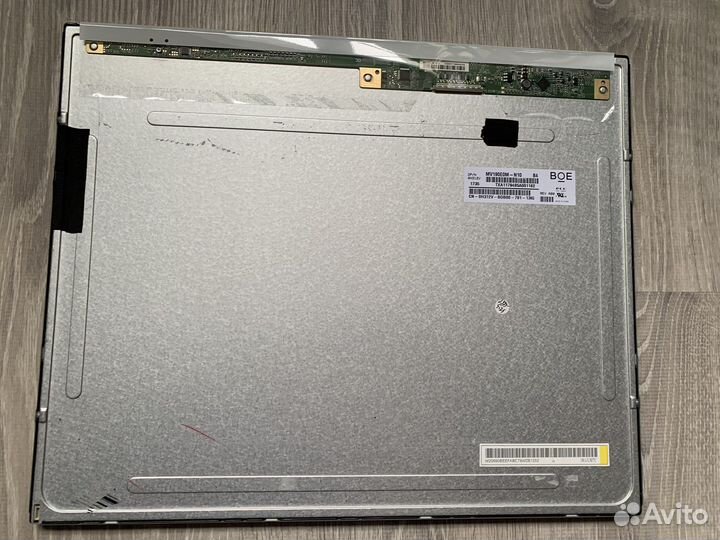 Жк-панель BOE 19