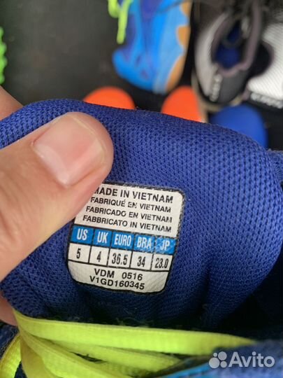 Футбольные бутсы