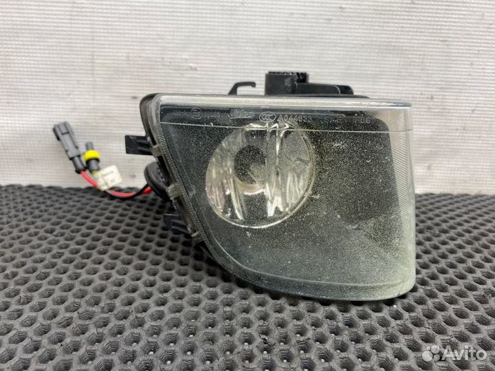 Фара противотуманная правая Bmw 7-Series F01