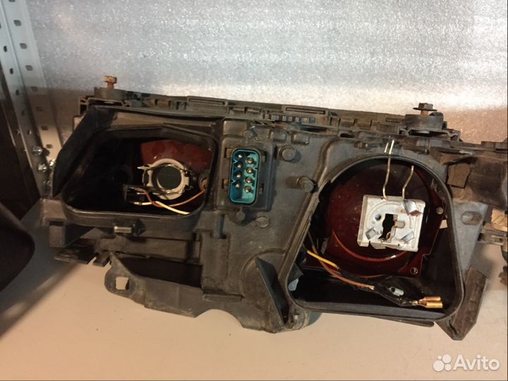 Фара левая и правая BMW E38 1995