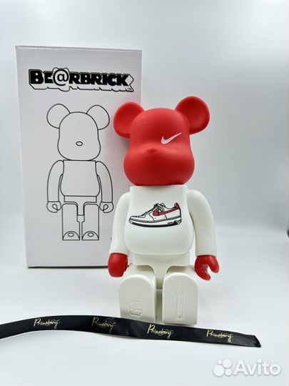 Игрушка bearbrick nike