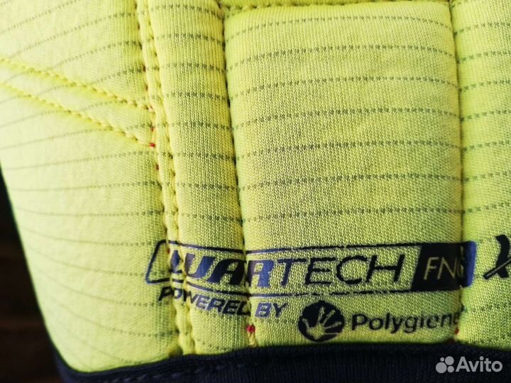 Нагрудник хоккейный JR warrior HD