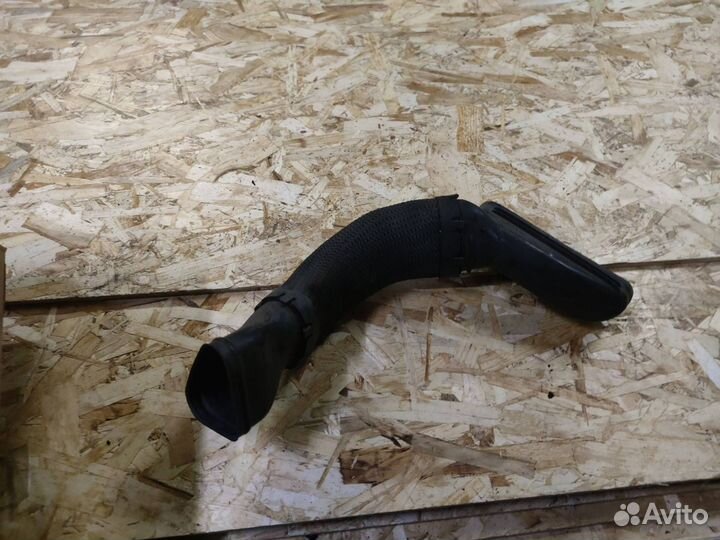 Патрубок воздушного фильтра Mercedes-Benz C-Класс