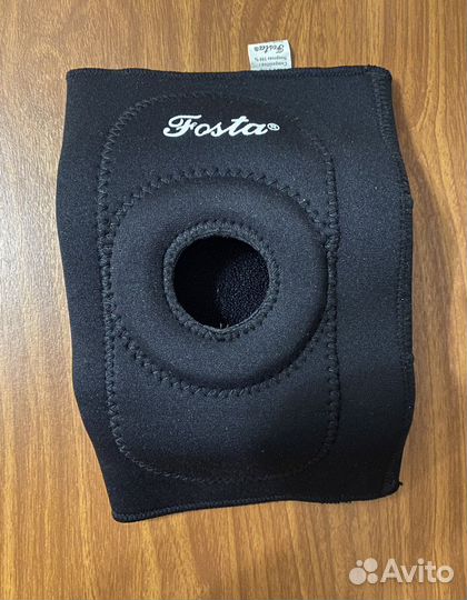 Неопреновый фиксатор коленного сустава