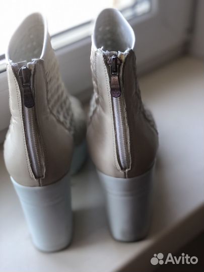 Обувь женская 40 размер