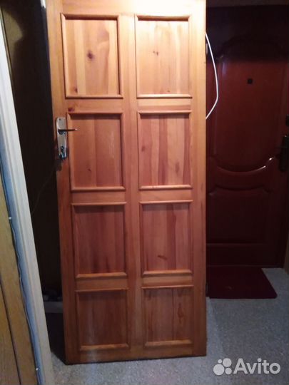 Дверь входная деревянная бу