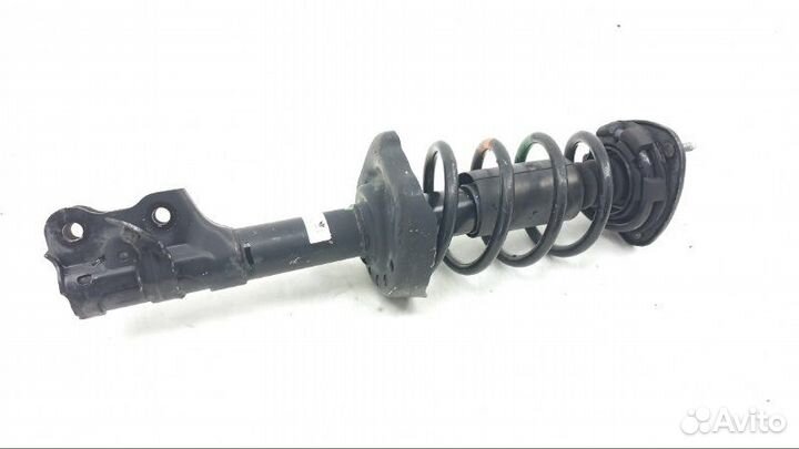 Стойка передняя правая Honda Stepwgn RK5 2012