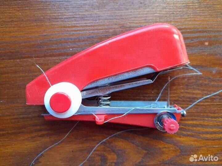 Ручная швейная машинка степлер