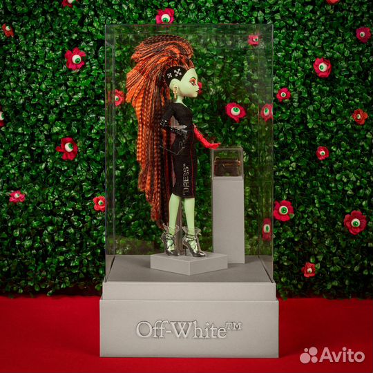 Monster High Electra Melody Off-White