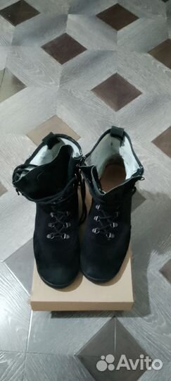 Берцы замшевые черные