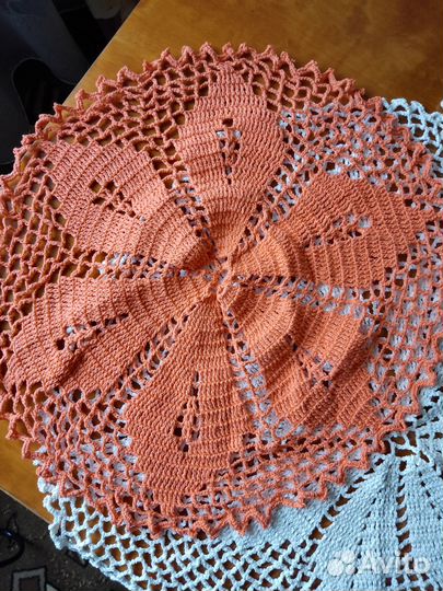 Салфетки, шапки, береты